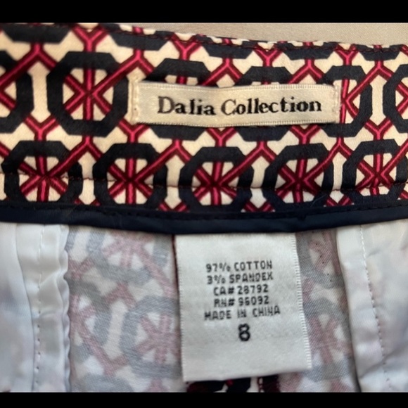 Dalia Collection | NWOT! Red Blue White Preppy Shorts w/ Pockets - Picture 3 of 5
